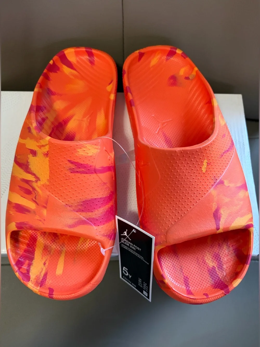 BNWT NIKE AIR JORDAN POST SLIDE GS ORANGE BLAZE ITEM#FZ3154-800 US SIZE 5 YOUTH